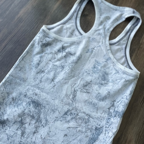 NWOT Lululemon Swiftly Tech Racerback - Picture 7 of 8